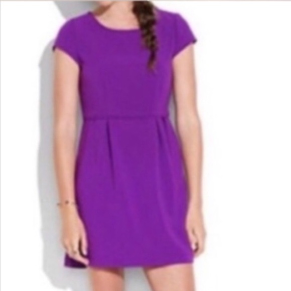 Broadway & Broome button back sheath dress.  Size 2. - Picture 1 of 12